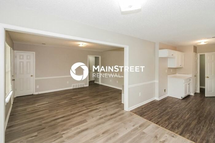 4354 Rosswood Dr - Photo 5 of 16