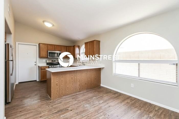 1640 N 125th Ln - Photo 6 of 16