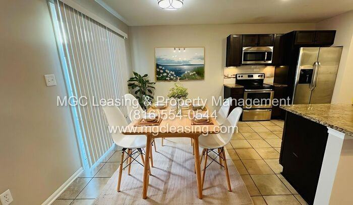 9444 N Baltimore Ave - Photo 2 of 20