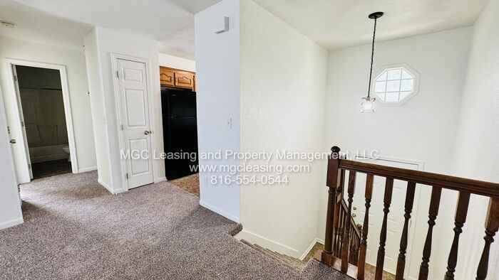 5825 Ne 42nd St - Photo 7 of 24