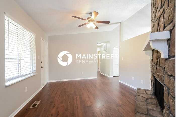 5985 Creekwood Rd - Photo 7 of 16