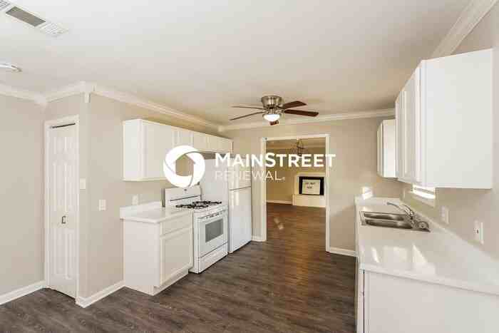 7708 Deaver Dr - Photo 7 of 16