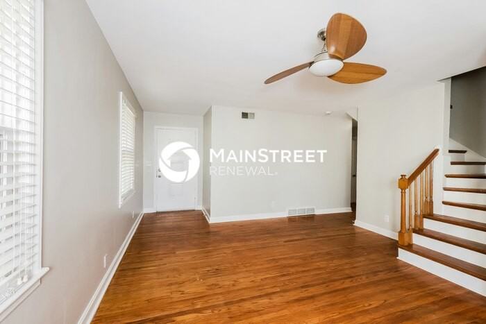 3220 Stratford Ave - Photo 6 of 17