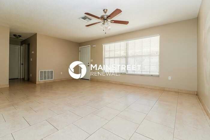 3637 Mendocino St - Photo 3 of 16