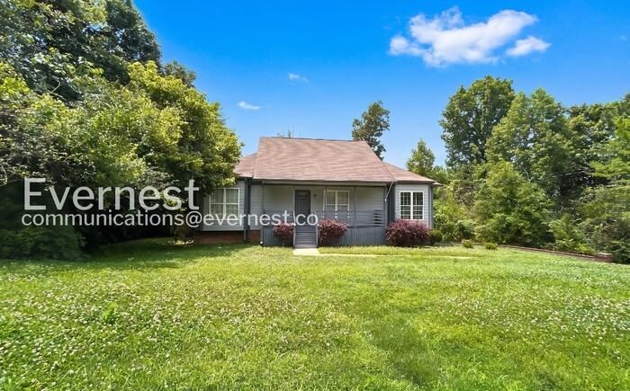 5520 Desoto Cir - Photo 2 of 26