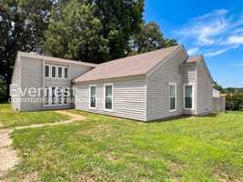 featured image of 3743 Oak Lake Ln