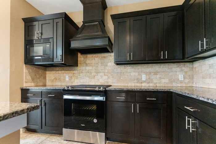 1200 Ridgeway Dr - Photo 4 of 27
