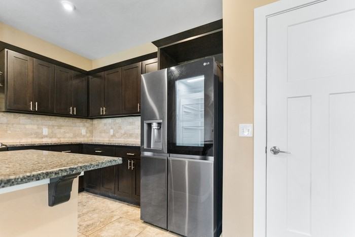 1200 Ridgeway Dr - Photo 5 of 27