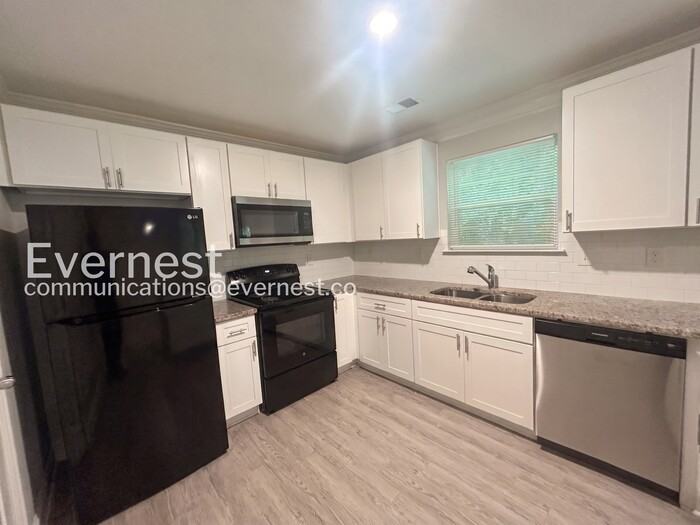 5275 Hanover St - Photo 2 of 27