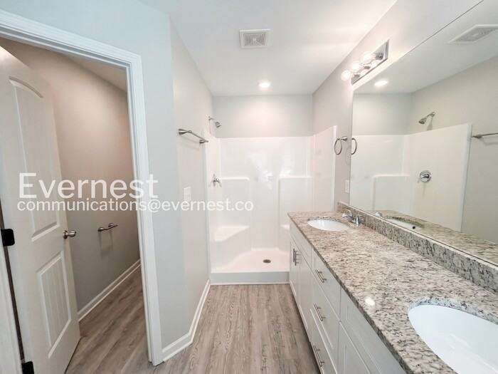 5275 Hanover St - Photo 7 of 27