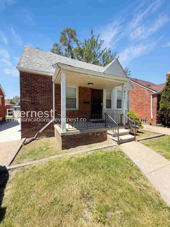 7411 Stout St - Photo 3 of 38