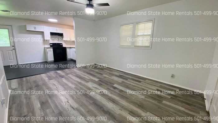 605 Hill St - Photo 2 of 16