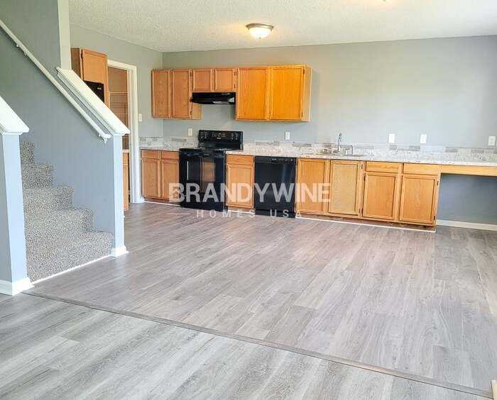 10756 Glenayr Dr - Photo 4 of 18