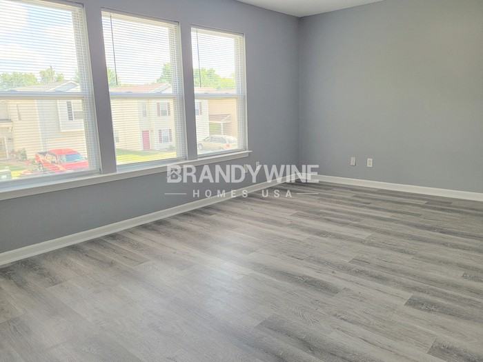 10756 Glenayr Dr - Photo 6 of 18