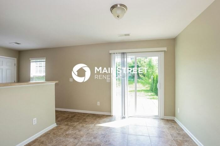 2607 Reid Park Ln - Photo 6 of 17
