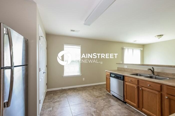 2607 Reid Park Ln - Photo 7 of 17
