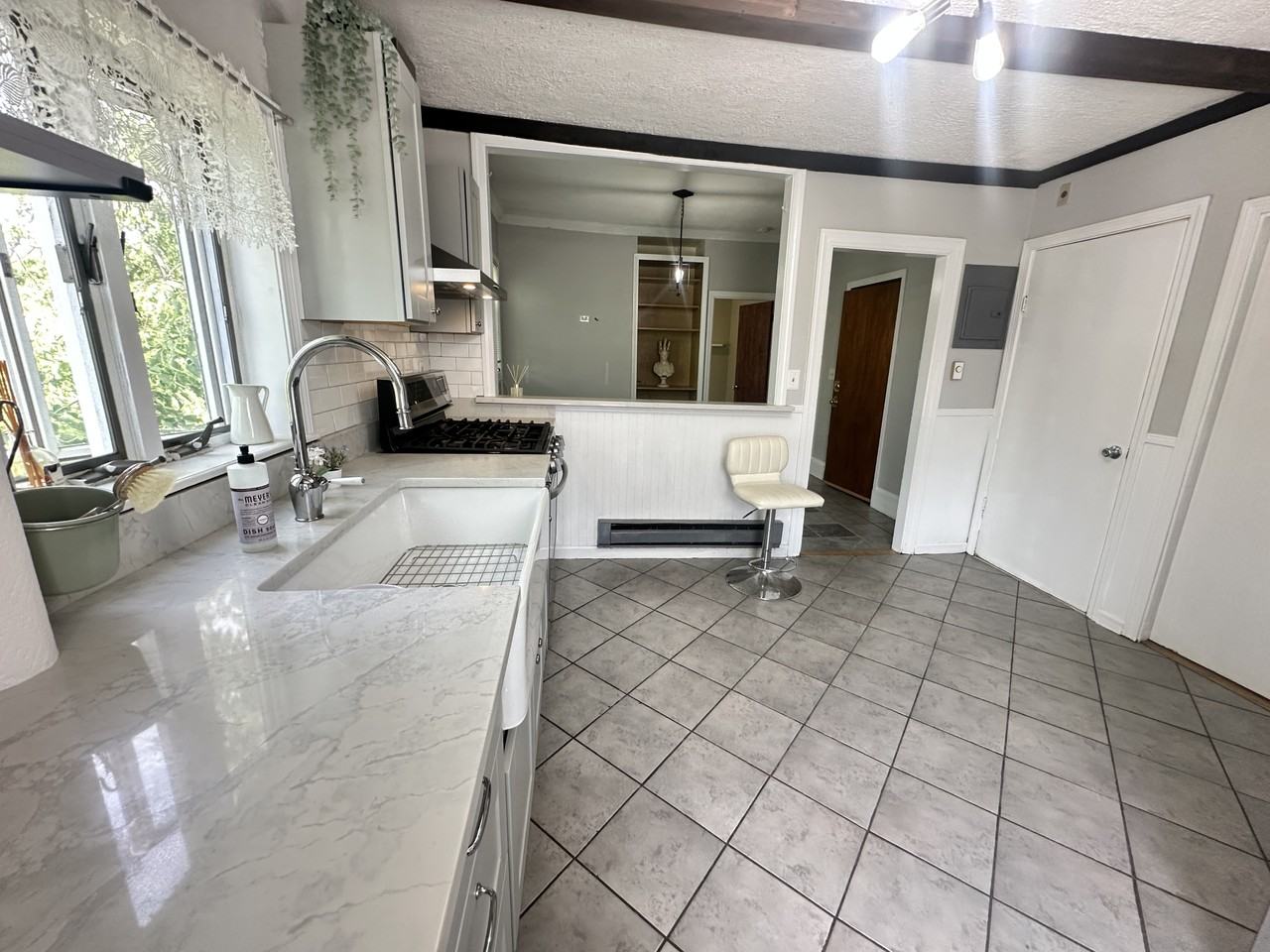 203 3rd St #3 - Photo 5 of 11