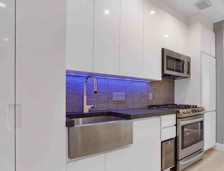 Stanton St #5E2 - Photo 5 of 7