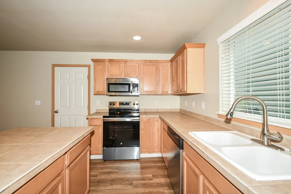 18402 96th Ave E #NA - Photo 4 of 11