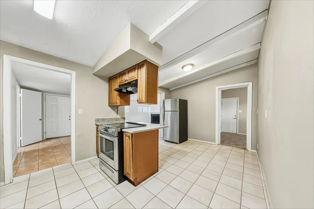 448 S Stewart #NA - Photo 3 of 14