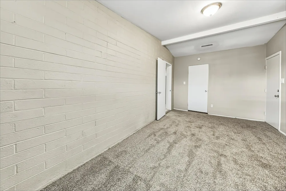 448 S Stewart #NA - Photo 5 of 14