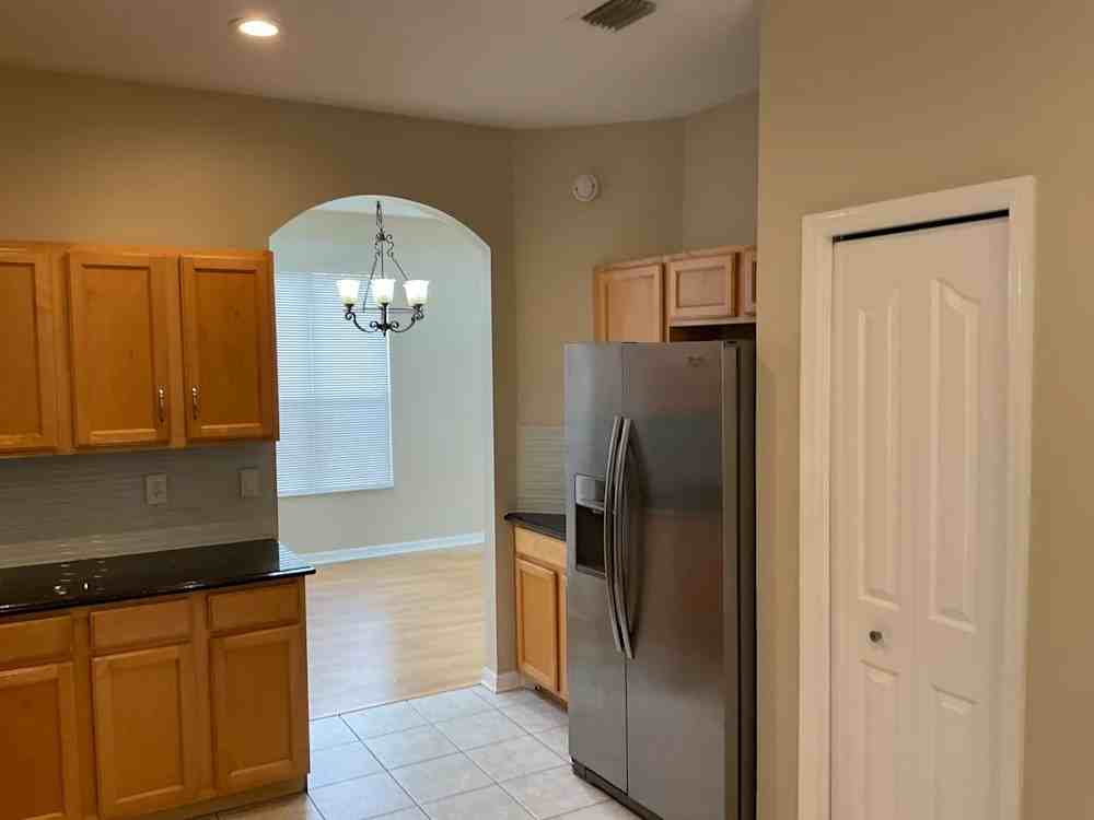 10507 Marlington Pl #NA - Photo 2 of 12