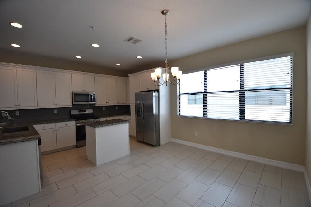 11672 Sw 13th Ct #NA - Photo 3 of 11