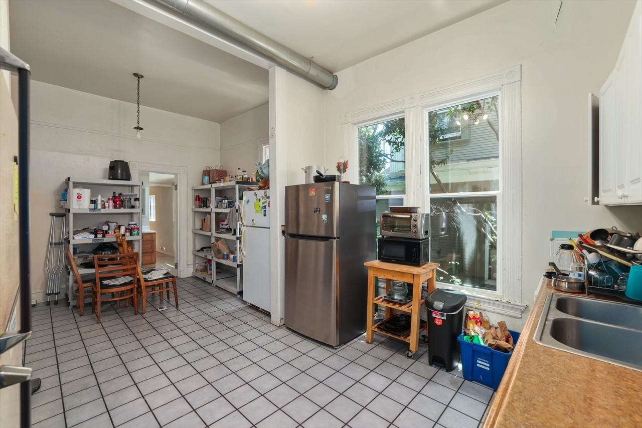 2531 Dana Street - Photo 5 of 50
