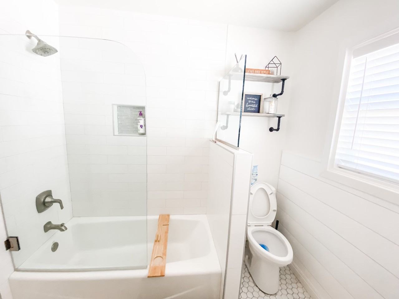 2155 N Orange St #NA - Photo 7 of 8