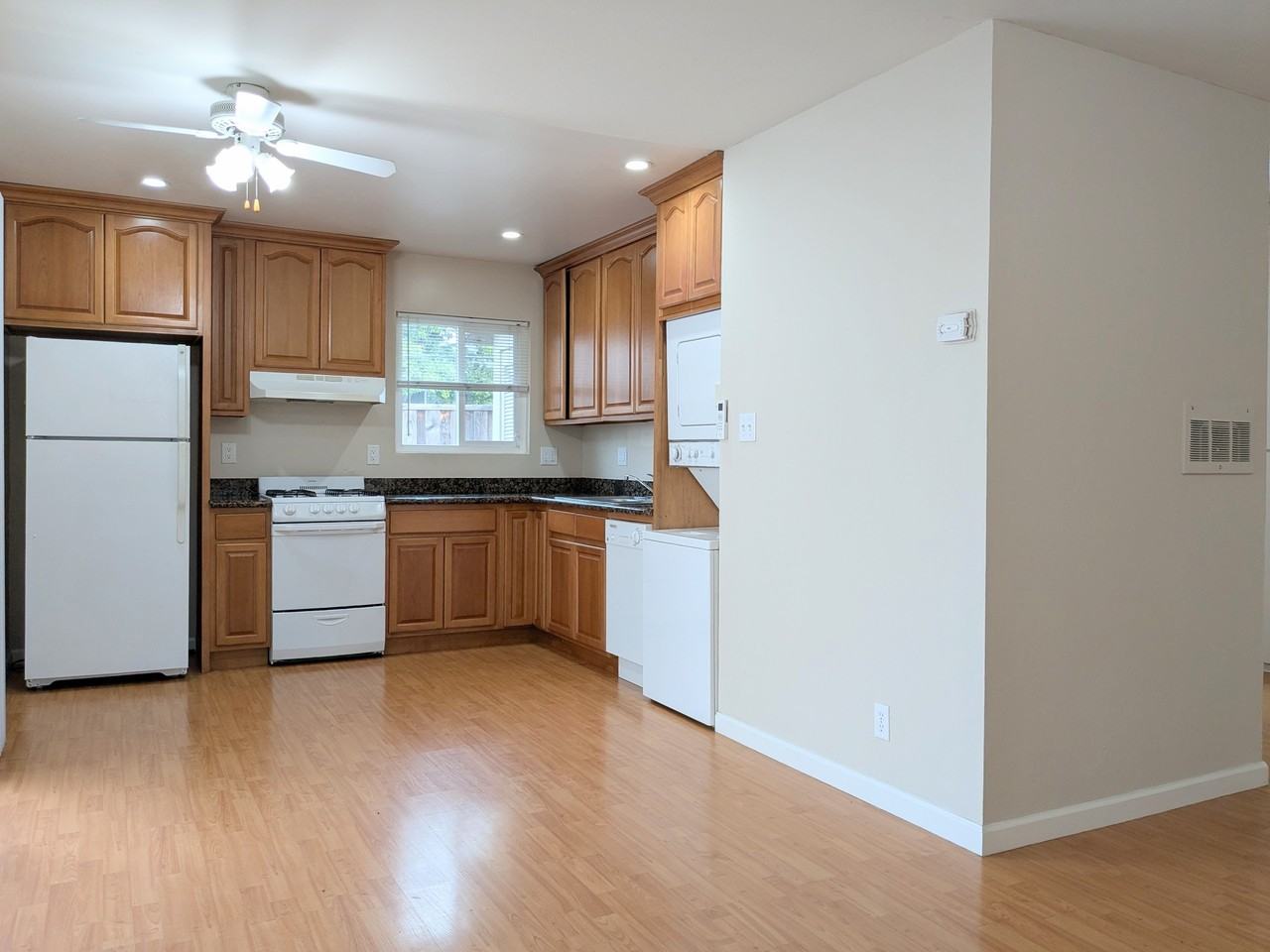 7327 Starward Dr #7327 - Photo 5 of 16