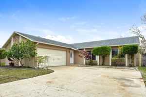 featured image of 2726 Carlisle Ave