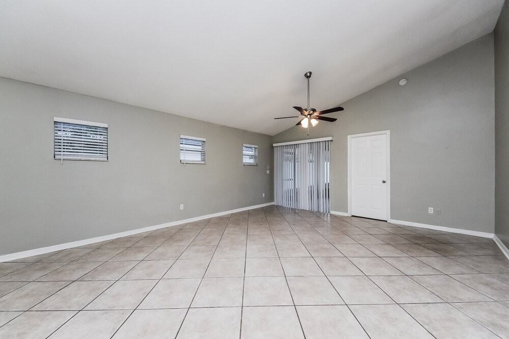 2125 Fennell St - Photo 6 of 16