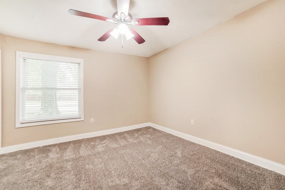 732 Charter Oak Dr - Photo 7 of 16