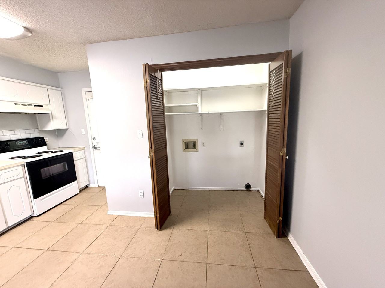 2206 Shenandoah Dr #1 - Photo 7 of 24