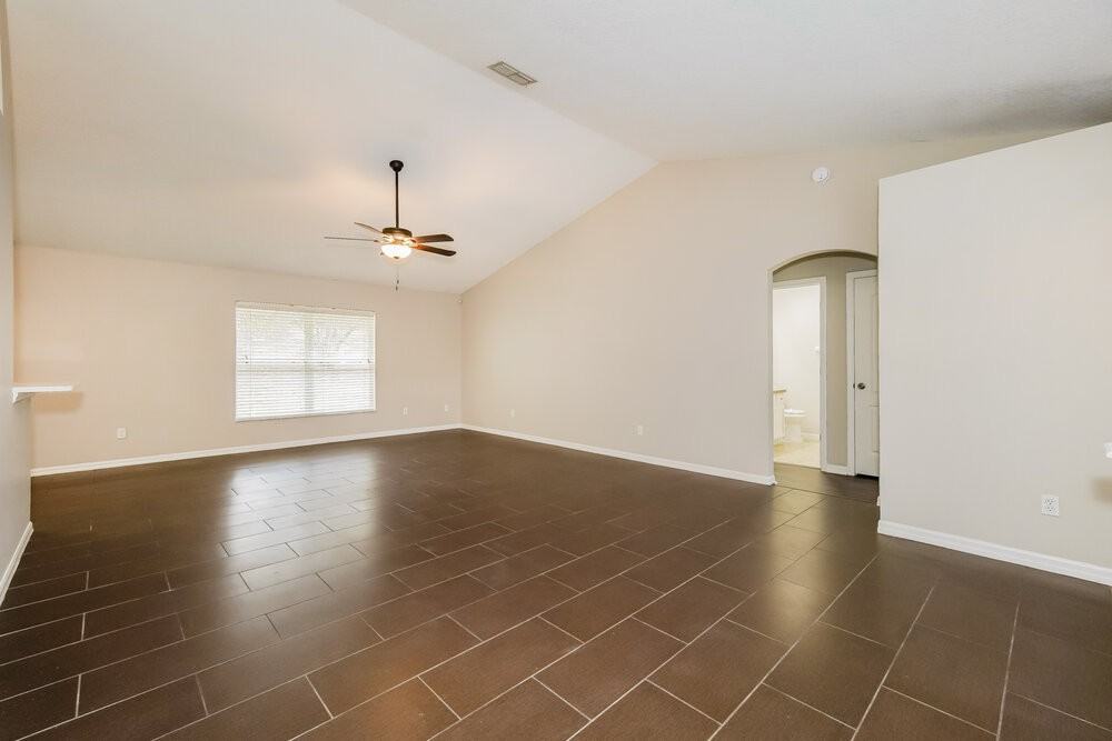 605 Cherry Laurel St - Photo 6 of 16