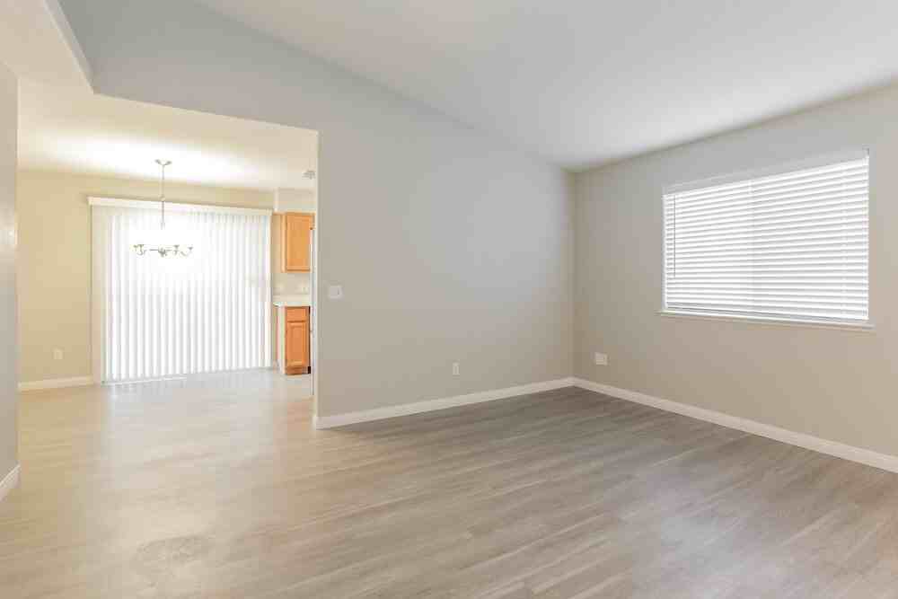 7332 Backstretch Ave - Photo 3 of 15