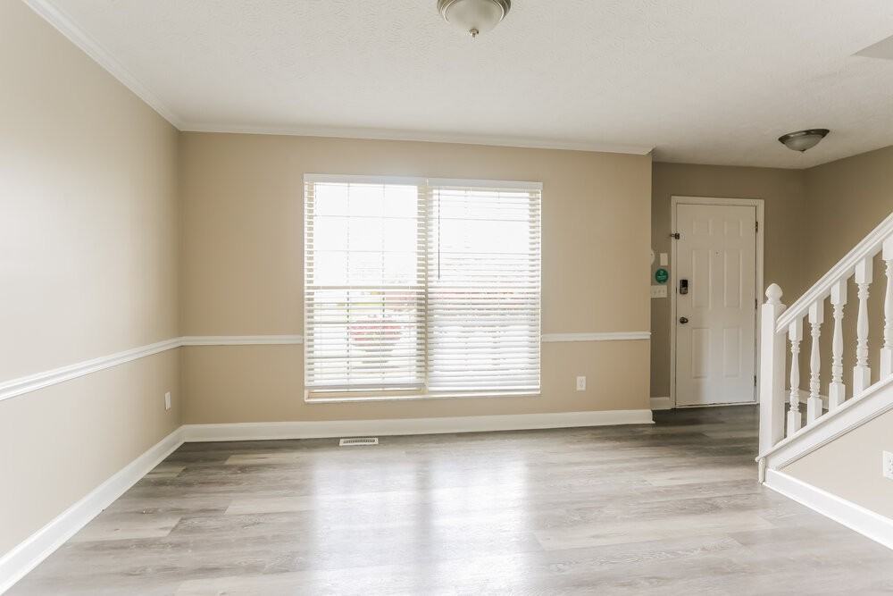 8711 Firstgate Dr - Photo 6 of 18