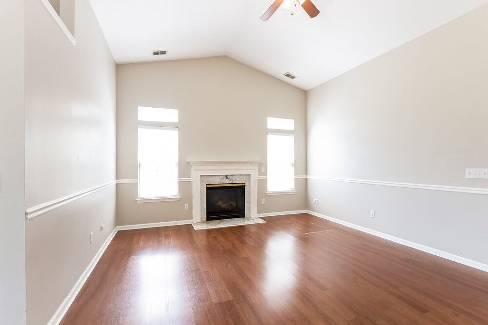 12805 Beddingfield Dr - Photo 3 of 16