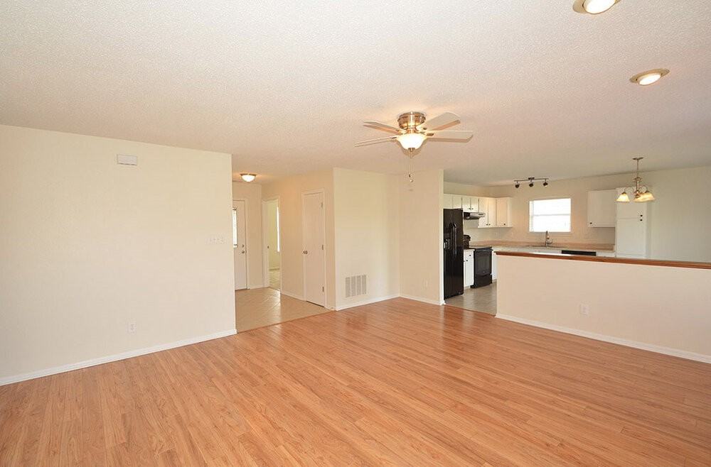 7394 Tassel Ct - Photo 3 of 27