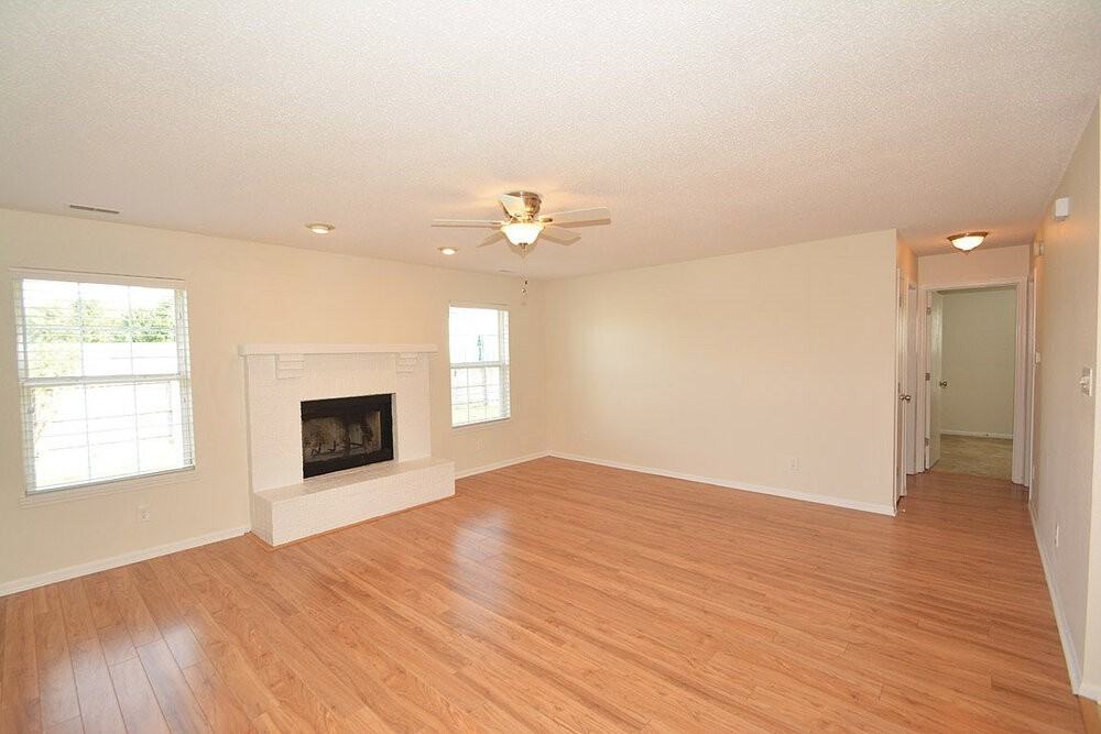 7394 Tassel Ct - Photo 5 of 27