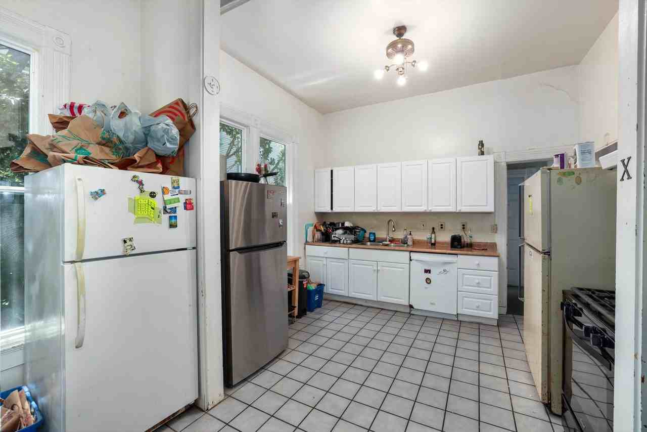 2531 Dana St #3 - Photo 5 of 28