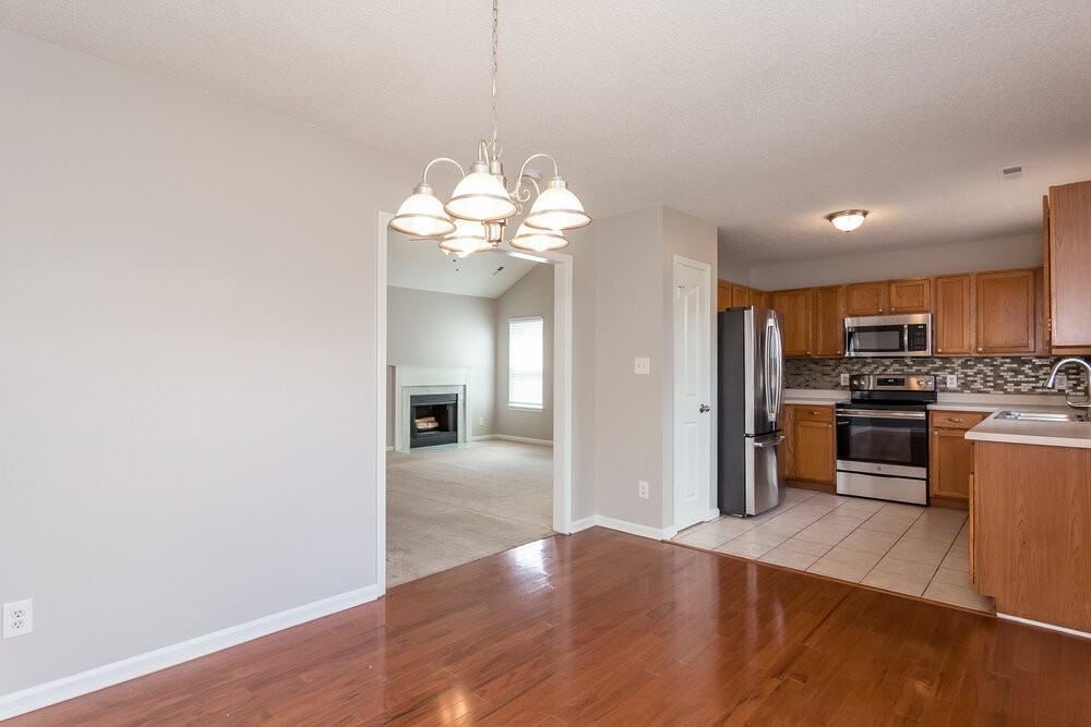 8411 Galena View Dr - Photo 5 of 16