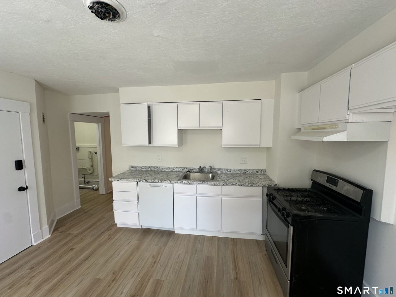 101 Riverview Ave #2 - Photo 2 of 10