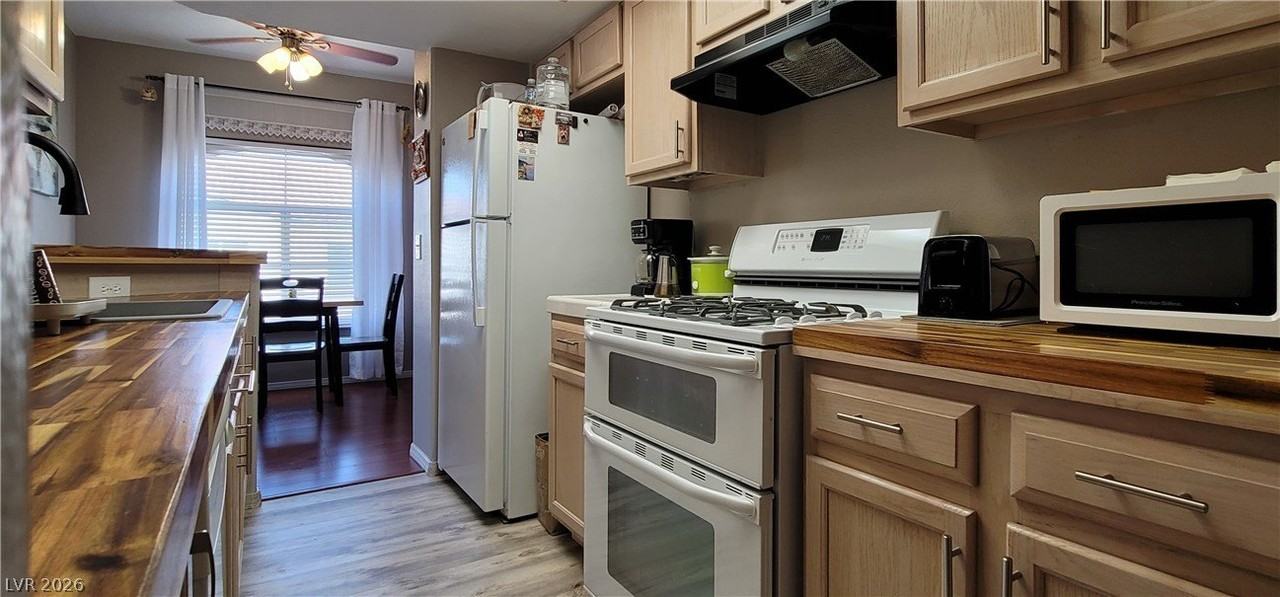 2975 Bluegrass Ln #824 - Photo 7 of 19