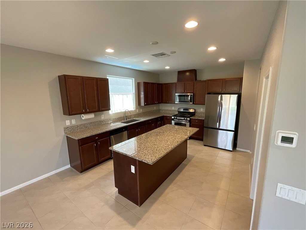 18 Pivot Ave - Photo 3 of 16