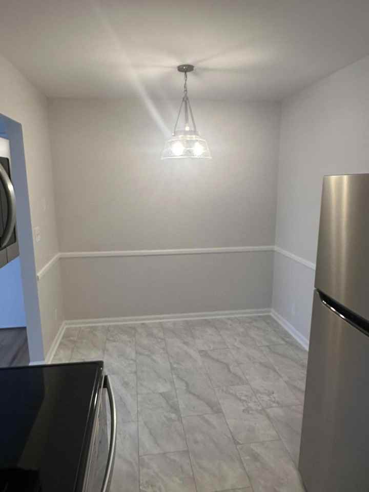 904 Plaza Dr #11 - Photo 5 of 33