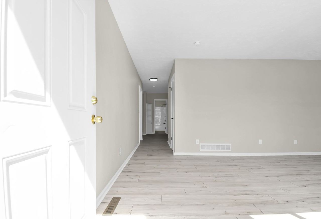 8008 Smoky Row Rd #8008 - Photo 2 of 17