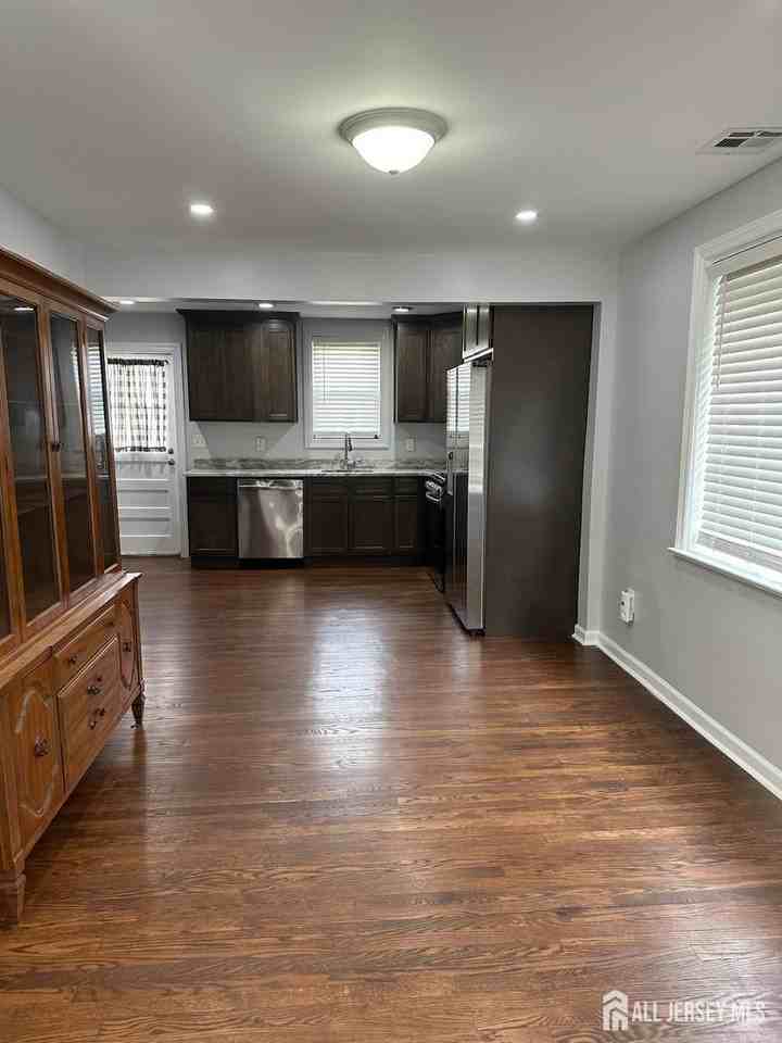 242 Grove St - Photo 3 of 12