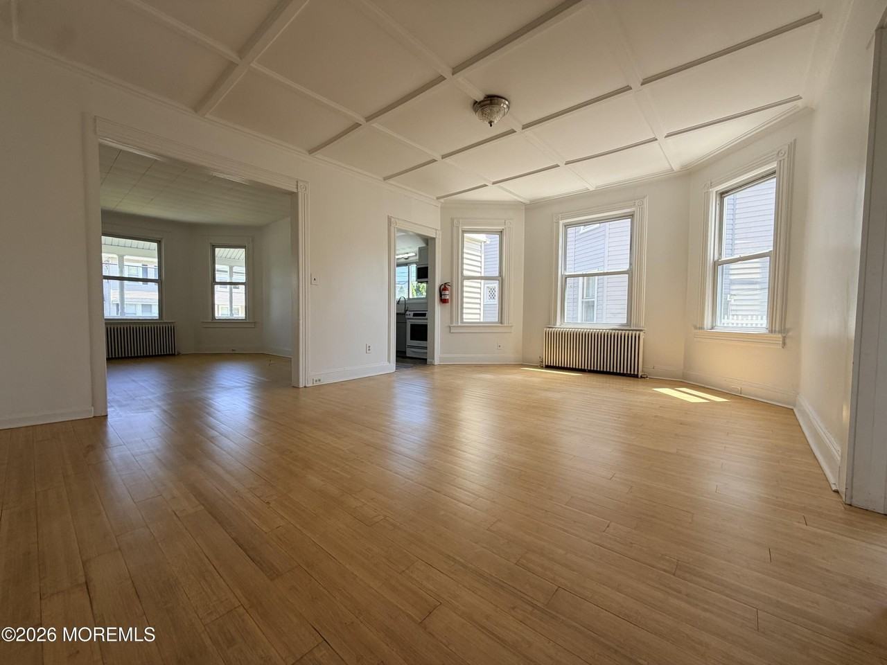 44 Norwood Ave - Photo 4 of 20