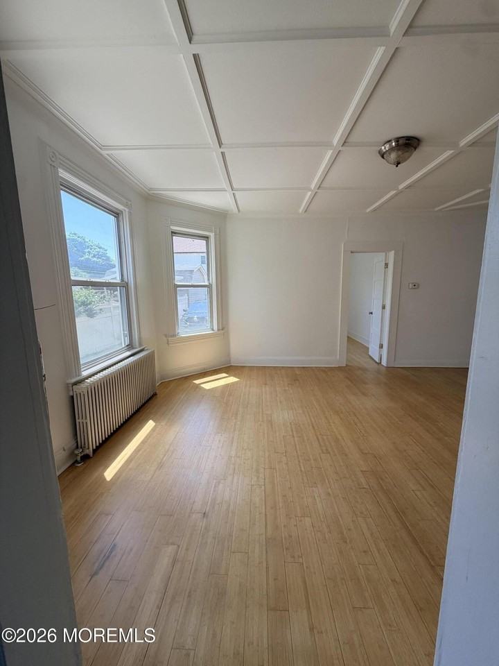44 Norwood Ave - Photo 6 of 20